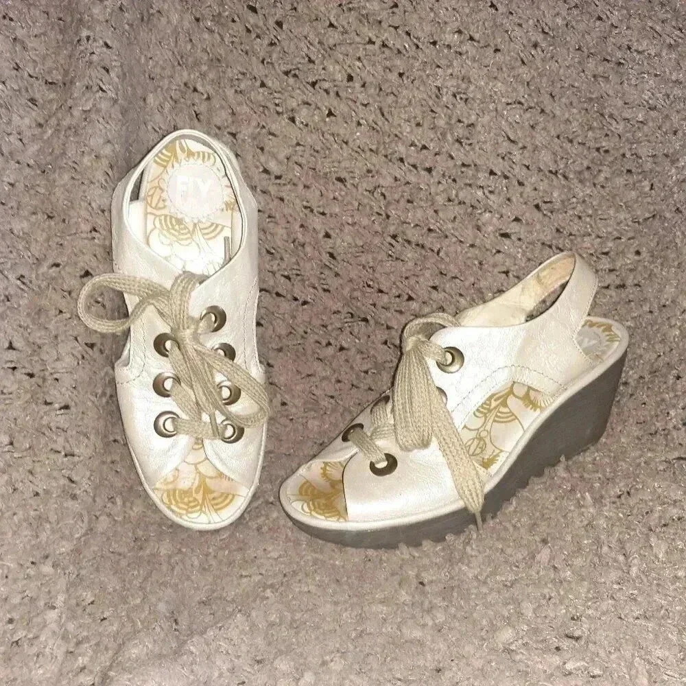 FLY LONDON-Ylva-Pearlescent Shimmer Leather Lace Up Wedge-Sz 38-7.5-Excellent